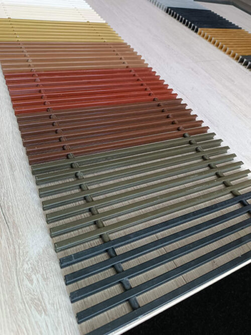 Решітка металева Carrera MT 230/3000