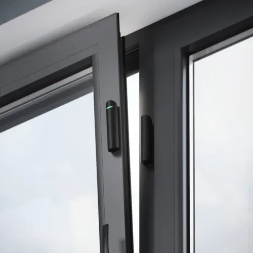 Дротовий датчик відкриття дверей/вікна Ajax DoorProtect Fibra Black