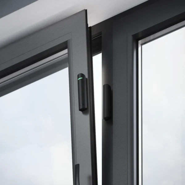 Дротовий датчик відкриття дверей/вікна Ajax DoorProtect Fibra Black