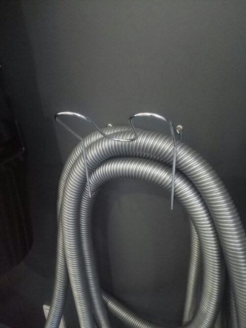 Кронштейн для зберігання шлангу